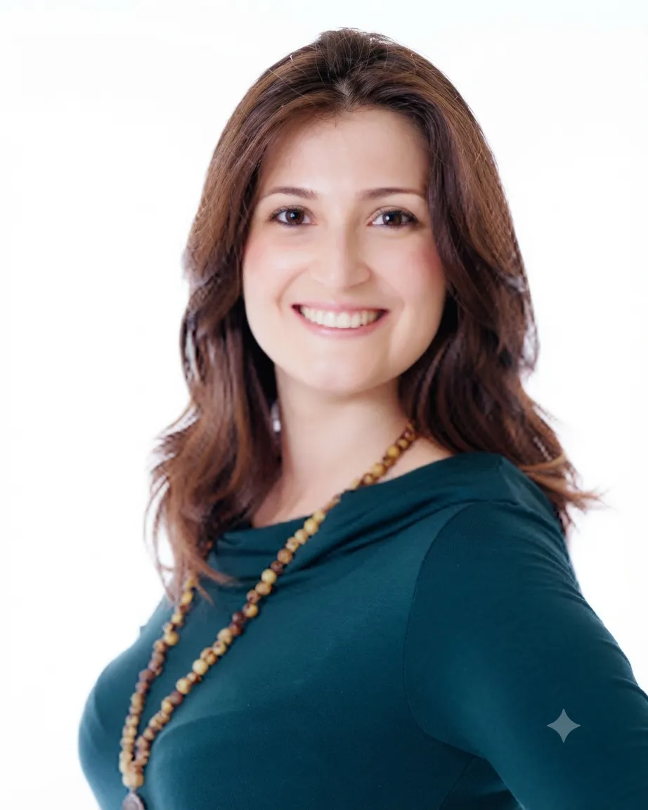Profa. Dra. Mariana Arias Avila Vera